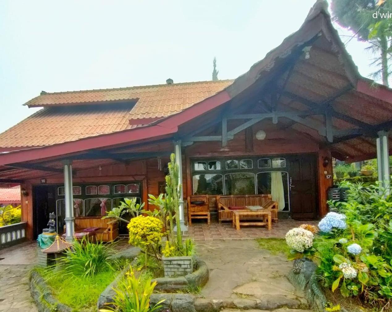 Yoschi'S Hotel Bromo Ngadisari Extérieur photo